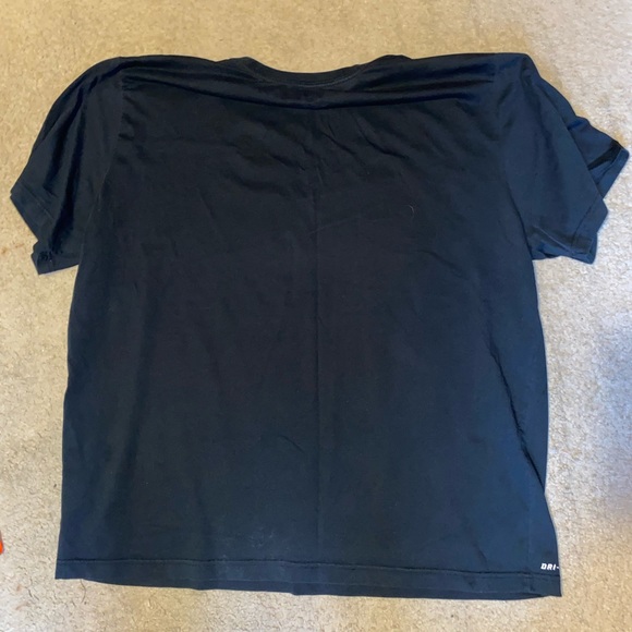 Nike LeBron Lion T-Shirt - Picture 3 of 3